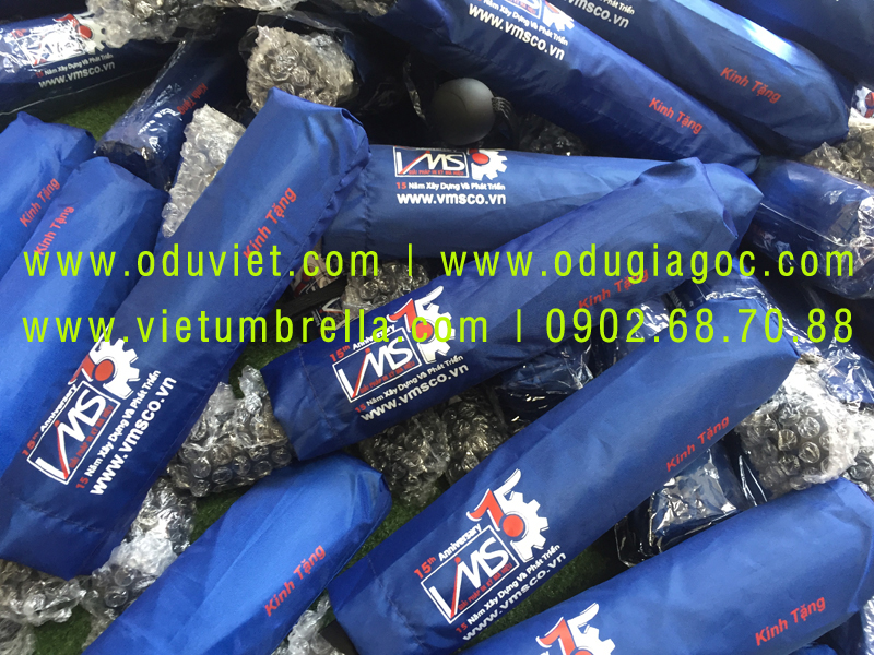 xưởng sản xuất ô dù cầm tay in logo quảng cáo